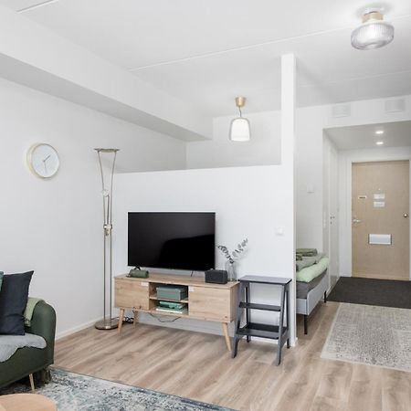 New Studio Apartment With Free Parking Kuopio Esterno foto